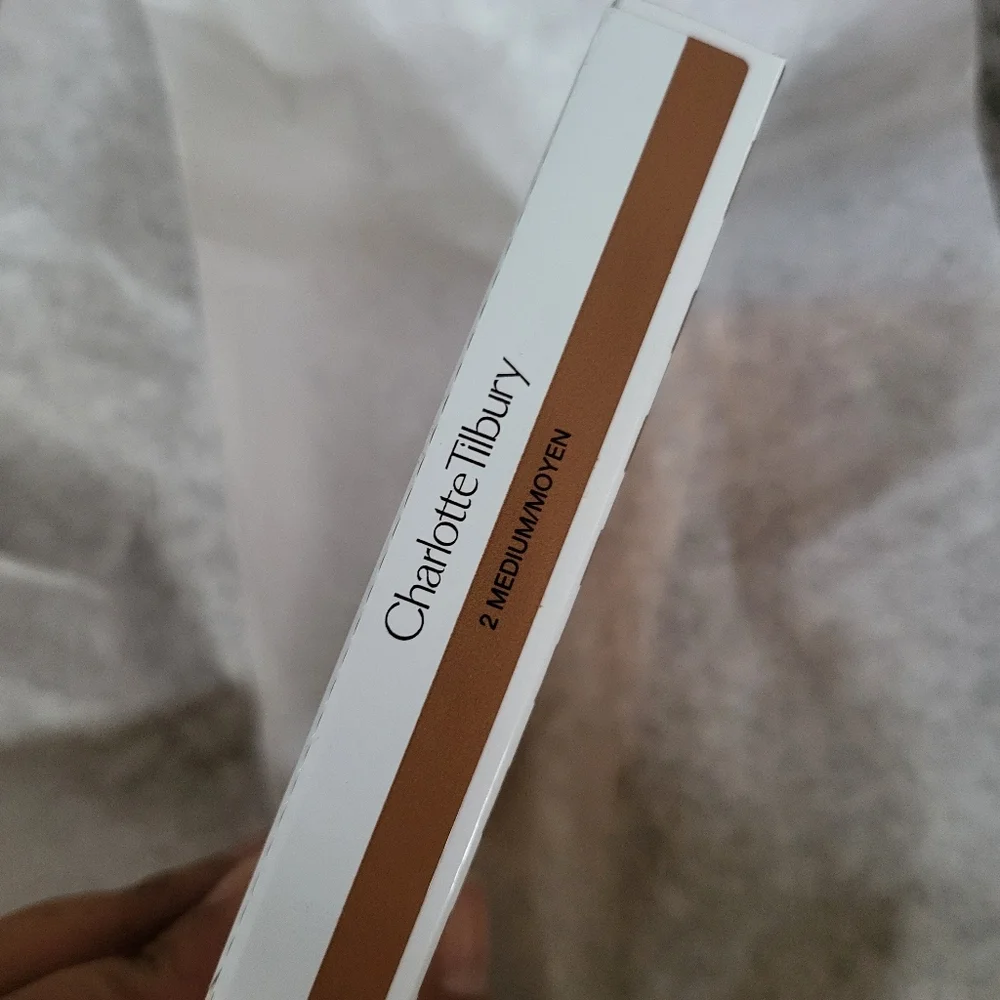 Charlotte Tilbury Beautiful Skin Sun-Kissed Glow Cream Bronzer - 2 Medium